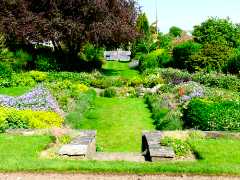 chaldon way gardens